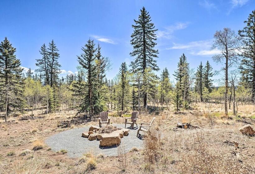 Jefferson Cabin W/ Fire Pit: Near Hiking Trails!