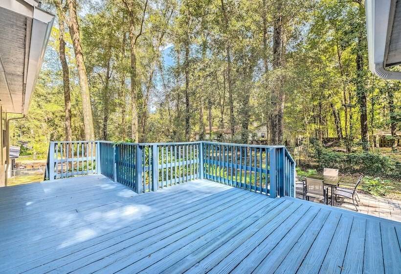 Remodeled Family Home W/ Patio   Walk To Uf!