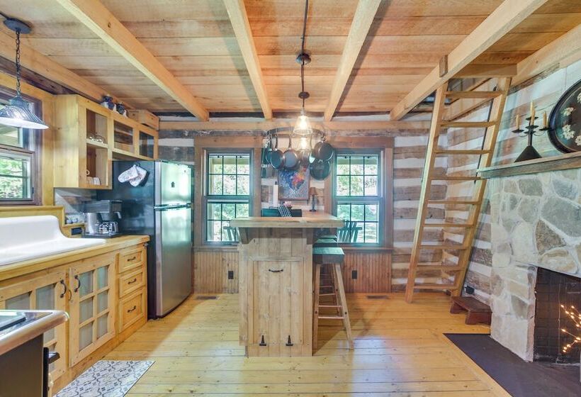 Restored Buchanan Log Cabin On 9 Mile Creek!