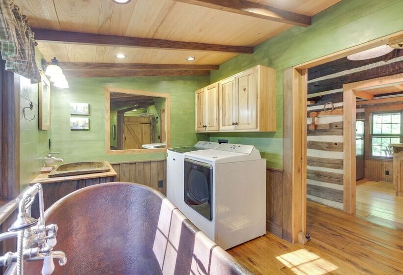 Restored Buchanan Log Cabin On 9 Mile Creek!