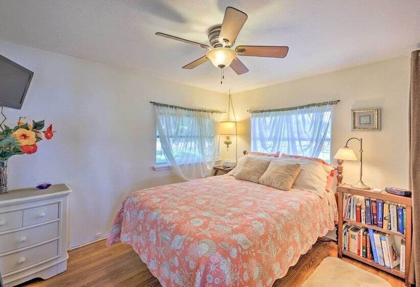 Riverfront St Augustine Retreat, Near Boat Launch!