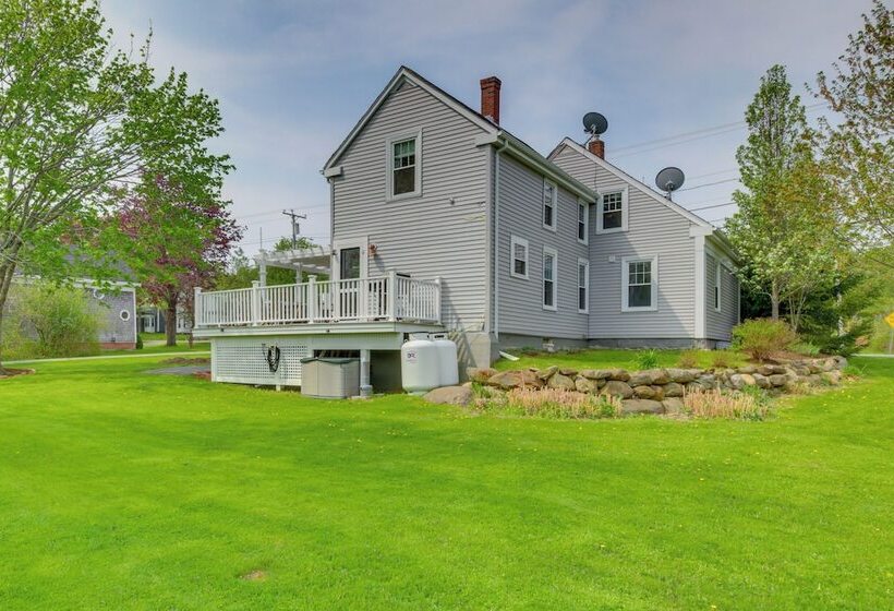 Rockland Home W/ Deck 5 Mins To Historic Downtown!