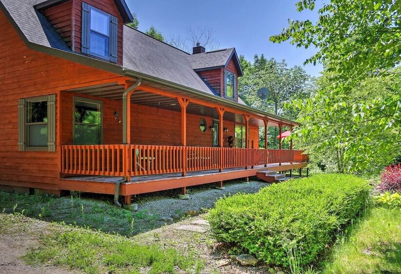 Roomy House On 2 Acres   2 Mi To Egg Harbor Beach!