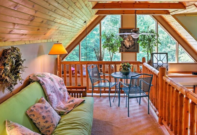 Roomy House On 2 Acres   2 Mi To Egg Harbor Beach!