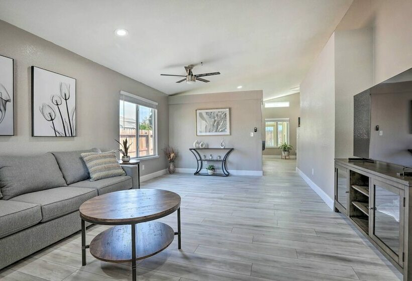 Roseville Abode ~ 22 Miles To Sacramento!