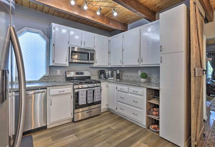 Running Springs Home: 6 Miles To Snow Valley!