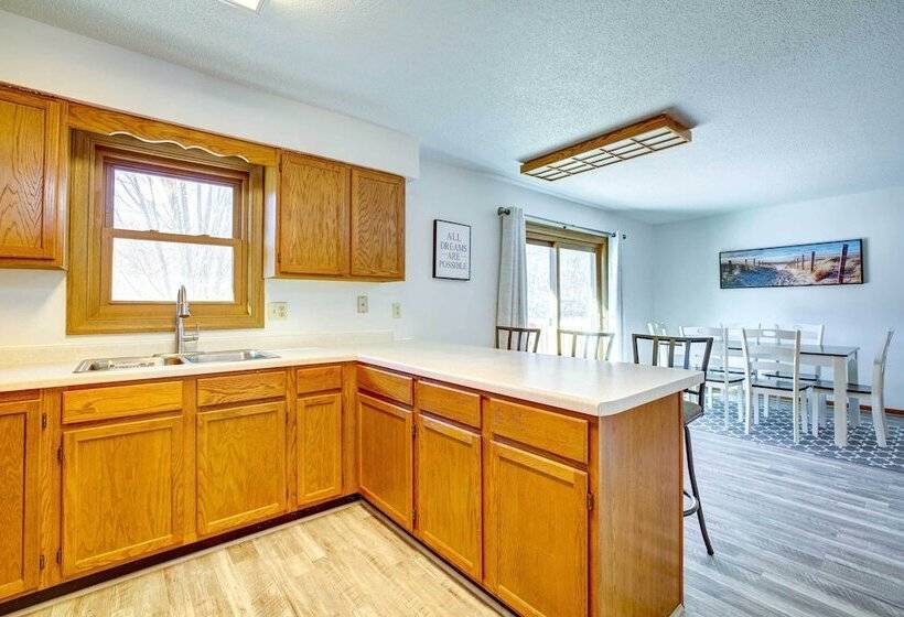 Rural Readstown House W/ Deck + Grill