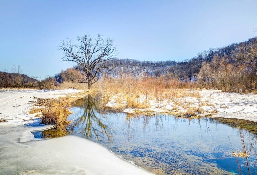 Rural Readstown House W/ Deck + Grill