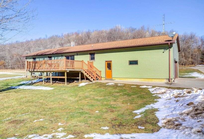 Rural Readstown House W/ Deck + Grill