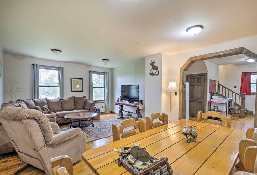 Rural Republic House W/ Yard Near Atv Trails!