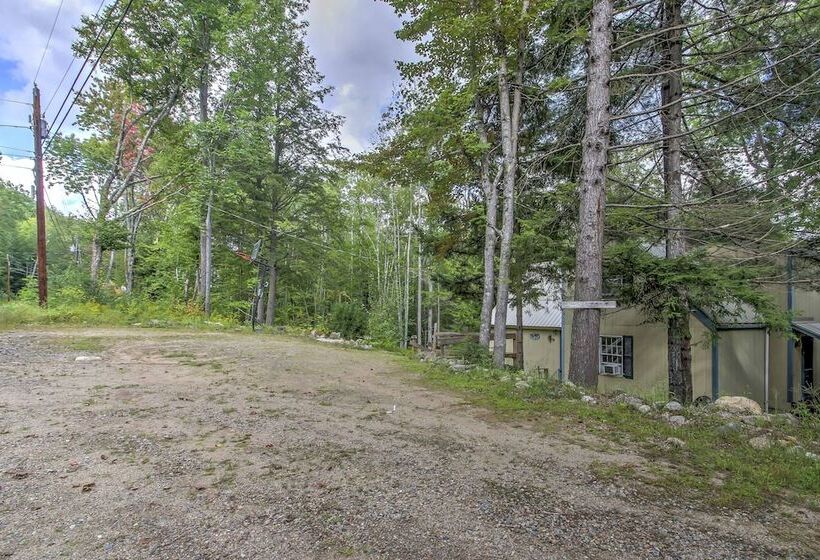 Rustic Intervale Hideaway W/ Deck & Wooded Views!