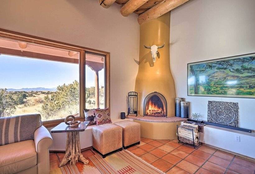 Santa Fe Sanctuary With Views At Every Turn