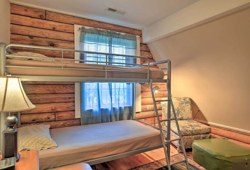 Scottsboro Cabin W/ Fire Pit & Resort Access