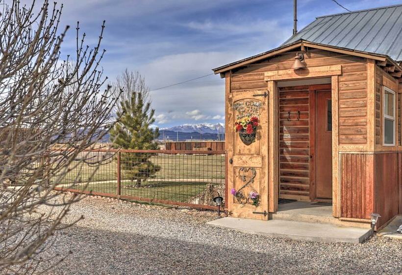 Secluded Cabin W/ Hot Tub, Game Room & Views!