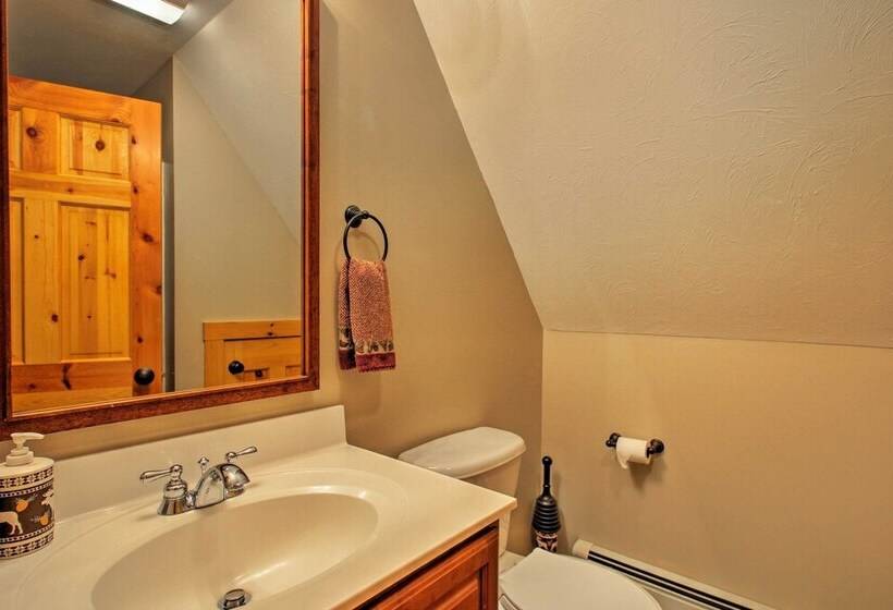 Secluded Conway Home W/ Theater Room & Hot Tub!