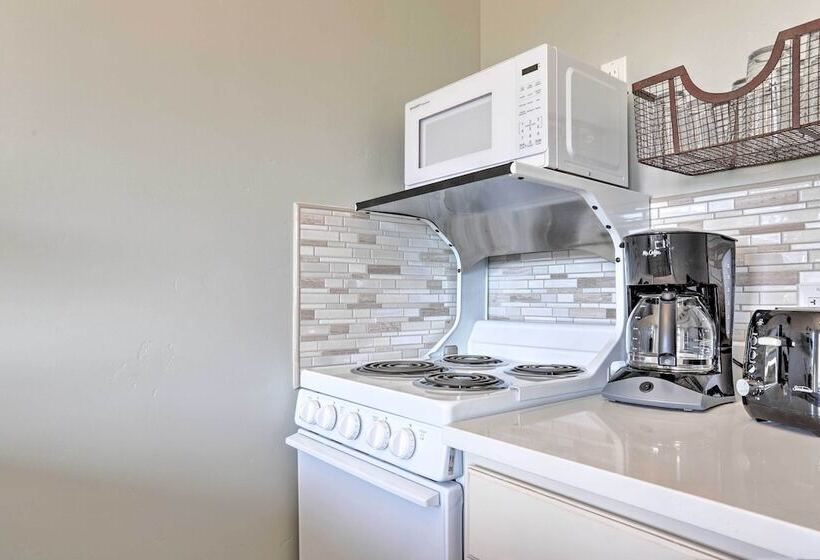 Secluded Palmer Home W/ Mountain Views!