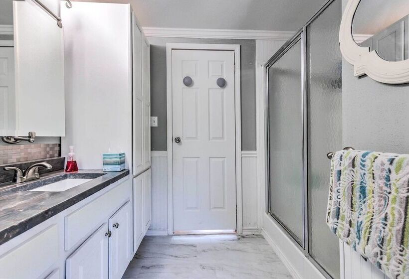 Secluded Pensacola Home ~ 3 Mi To Boat Launch