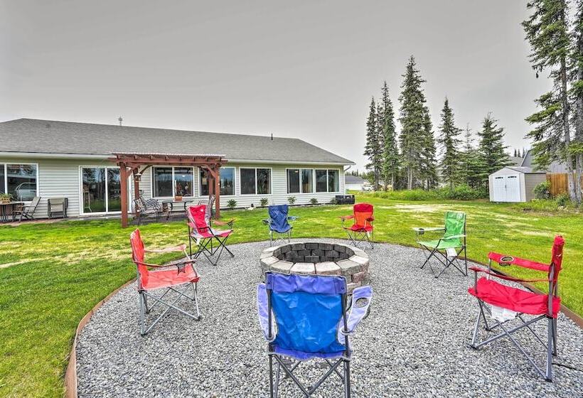 Soldotna Home W/ Yard, Walk To Kenai River!