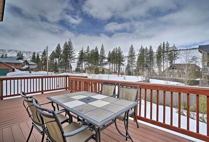 South Lake Tahoe Home: 9 Mi To Heavenly Mountain!