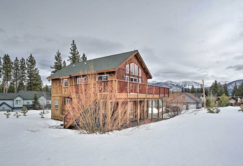 South Lake Tahoe Home: 9 Mi To Heavenly Mountain!