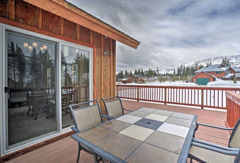 South Lake Tahoe Home: 9 Mi To Heavenly Mountain!