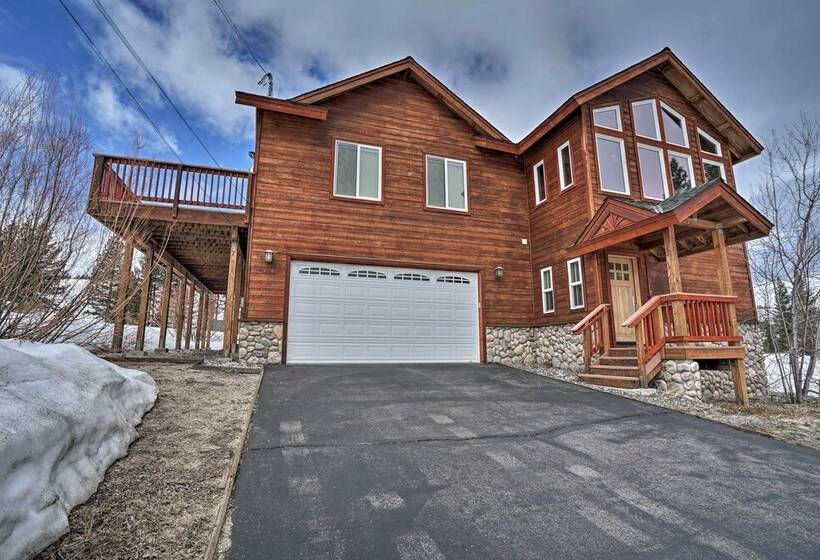 South Lake Tahoe Home: 9 Mi To Heavenly Mountain!