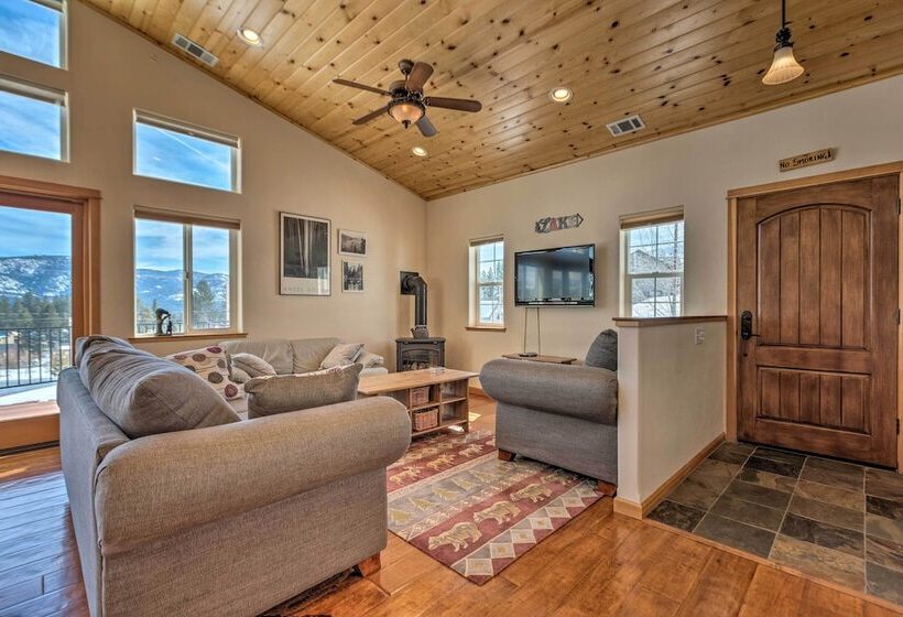 South Lake Tahoe Retreat W/ Mountain View Deck