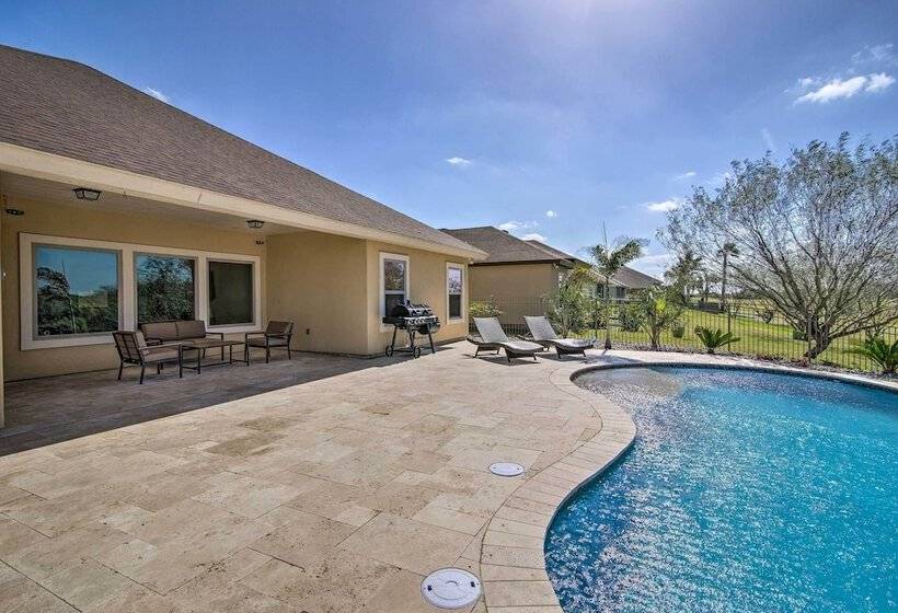 South Padre Paradise W/ Saltwater Pool Near Golf!