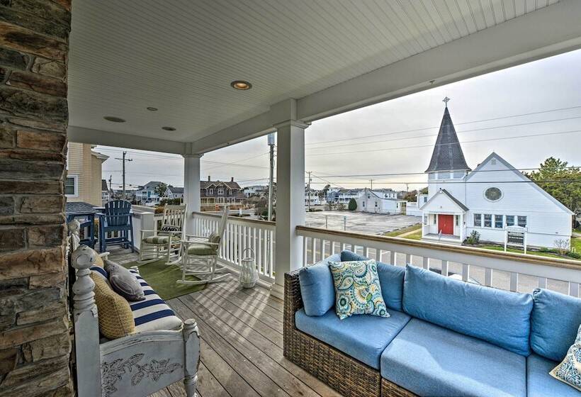 Spacious Avalon Beach House 2 Blocks To Water!