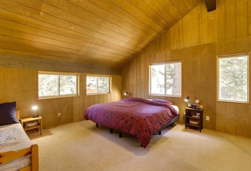 Spacious Cabin W/ Deck, < 3 Mi To Donner Lake