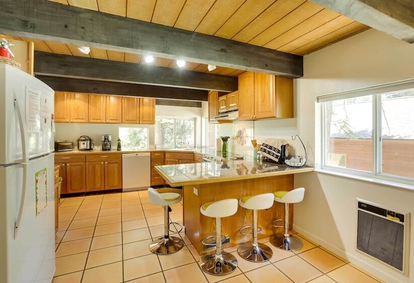 Spacious Cabin W/ Deck, < 3 Mi To Donner Lake