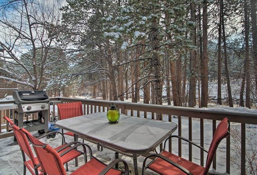 Spacious Estes Park Home On Big Thompson River!