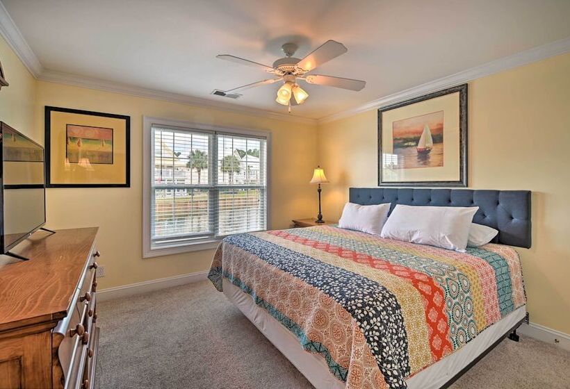 Spacious Family Retreat W/ Resort Amenities!