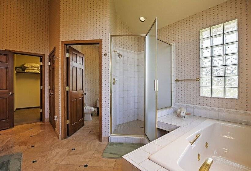 Spacious Home W/mtn Views, 2mi To Steamboat Resort