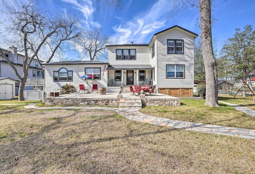 Spacious Lake Placid Retreat W/ Gorgeous Views!