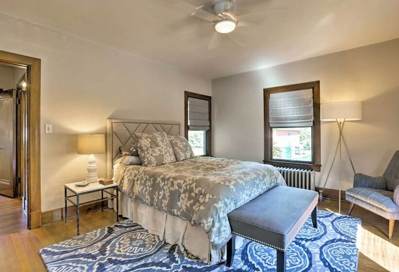 Charming Louisville Gem: Walk To Restaurants!