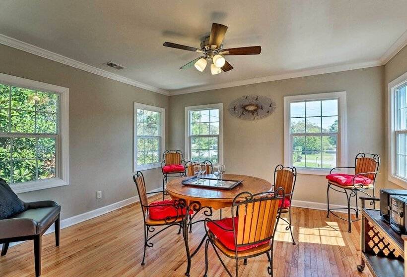 Spacious Mount Pleasant Home: 5 Mi To Beach