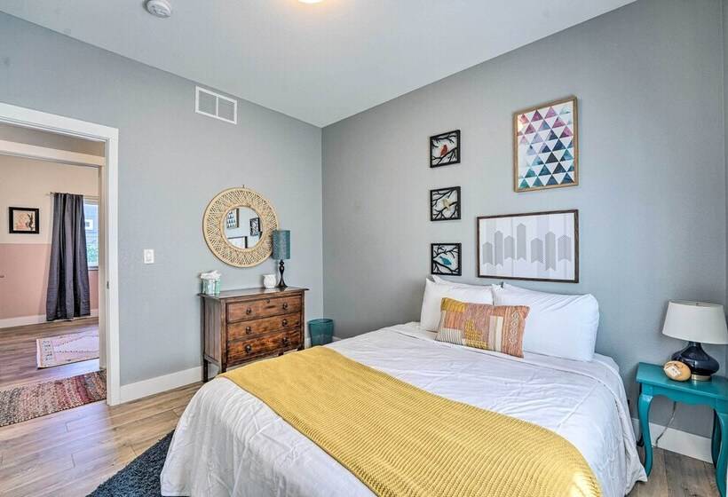 Spacious Old Town North Home W/ Rooftop Deck!