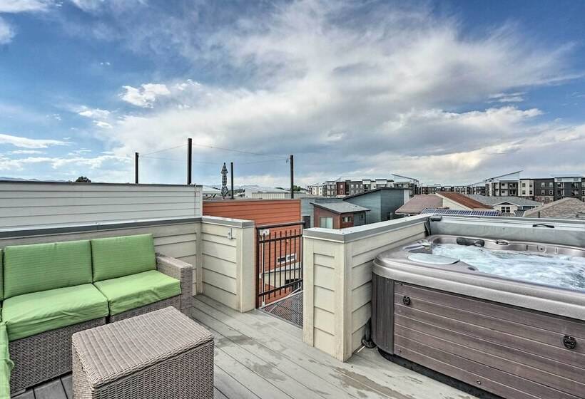 Spacious Old Town North Home W/ Rooftop Deck!
