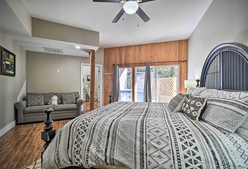Spacious Sevierville Cabin: Private Hot Tub & Deck