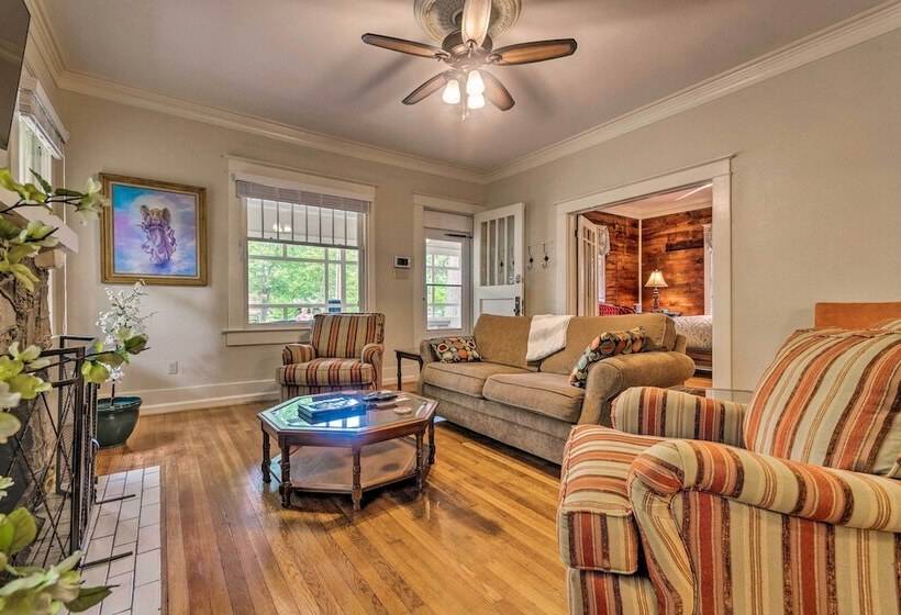 Spacious & Updated 1920 S Hsnp Craftsmen Home