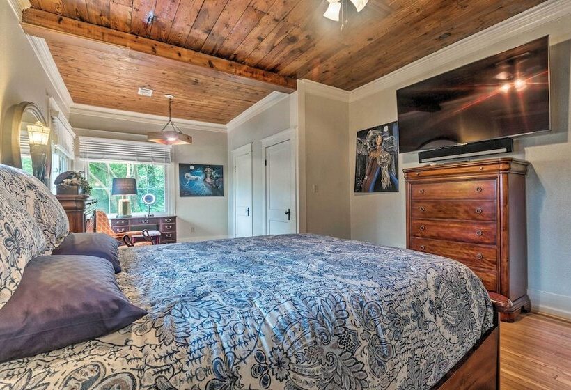 Spacious & Updated 1920 S Hsnp Craftsmen Home