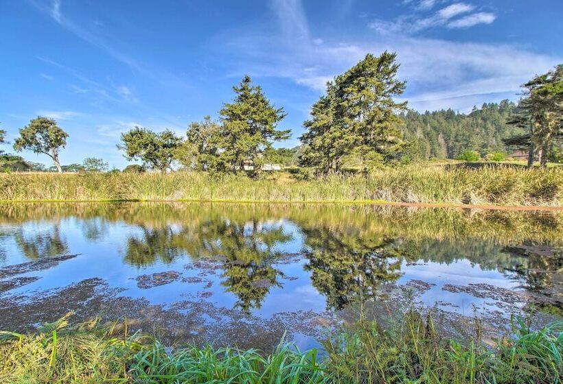 Spectacular Ocean View Retreat W/ Private Beach