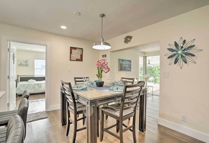 St Pete Retreat W/ Spacious Patio & Pond View