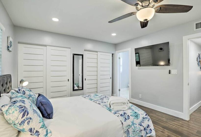 St Pete Retreat W/ Spacious Patio & Pond View