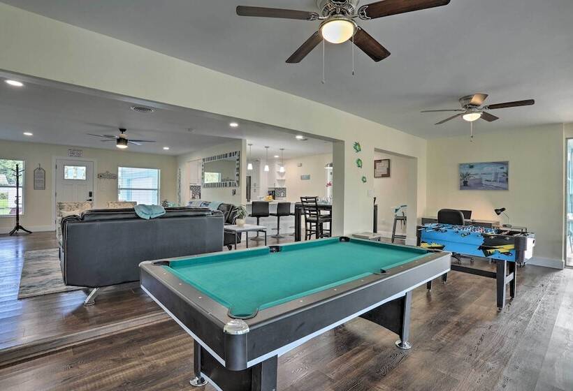 St Pete Retreat W/ Spacious Patio & Pond View