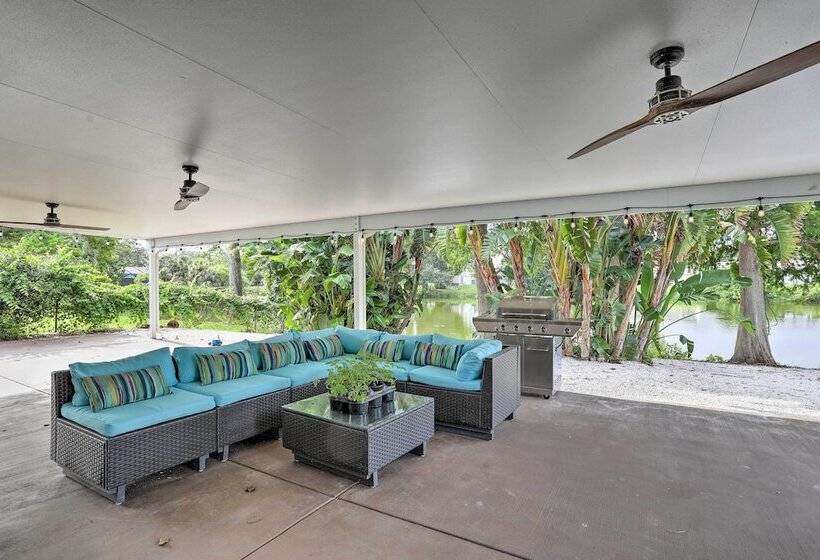 St Pete Retreat W/ Spacious Patio & Pond View
