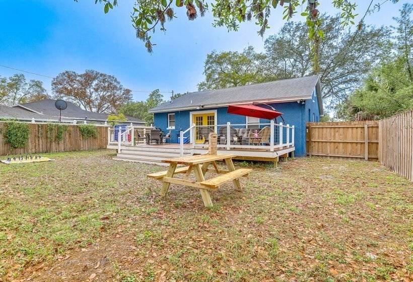 St Petersburg Escape W/ Fenced Yard + Games!