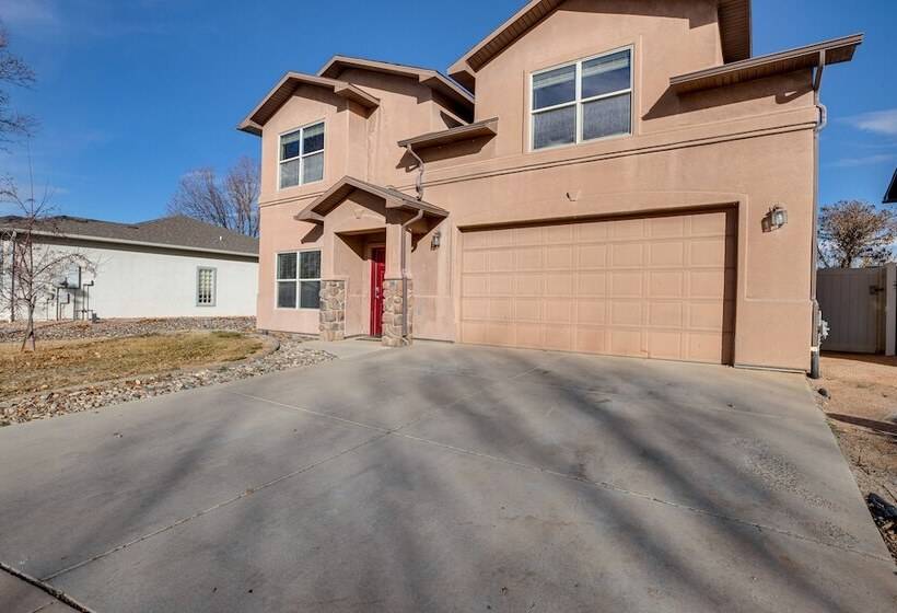 Stocked Grand Junction Home At Canyon View Park!