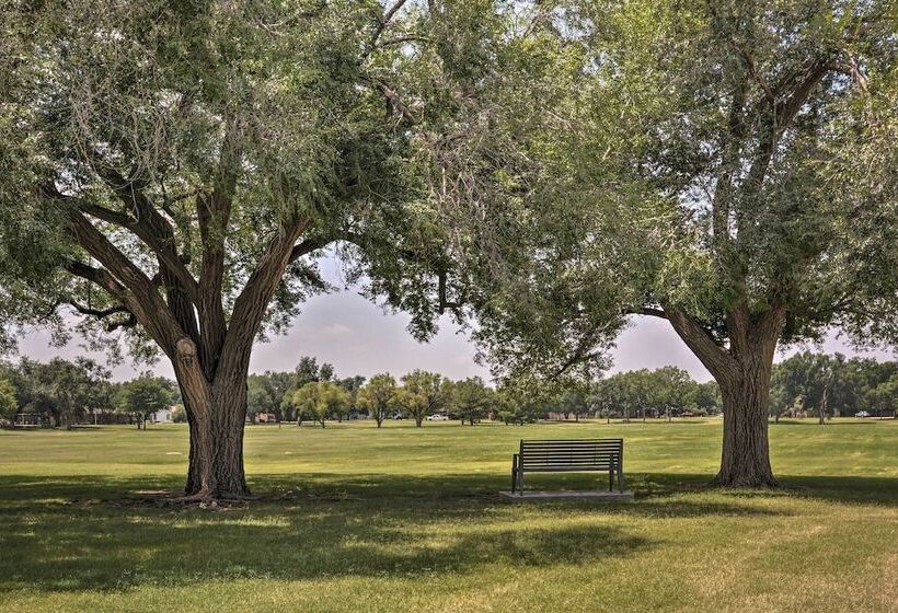 Stylish Home   Walk To Texas Tech University!